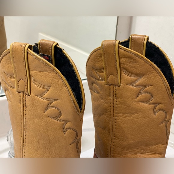 Laredo Women’s Cowboy Boots size 6M in great condition inside and out, cowgirl. - Picture 2 of 8